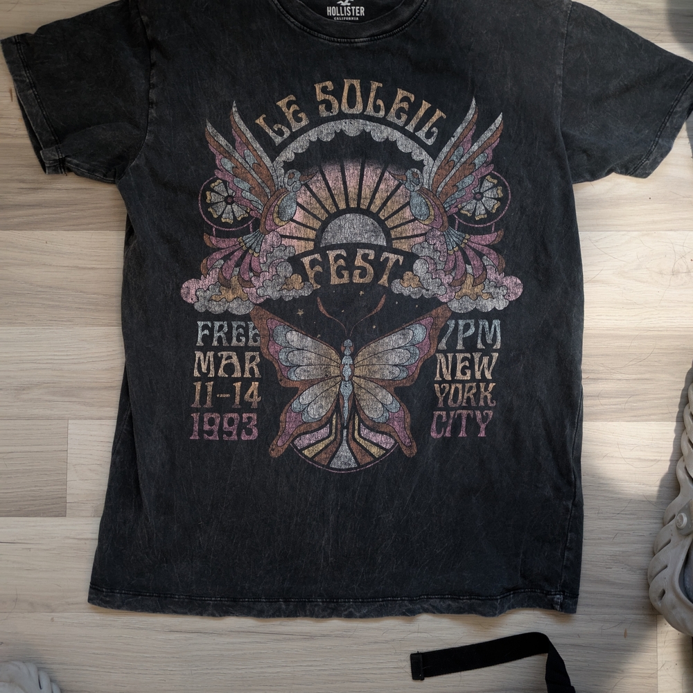 Hollister Black Graphic T-Shirt